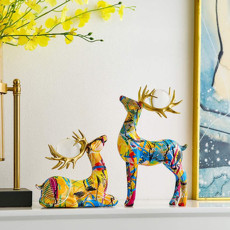 Abstract Deer Display Set