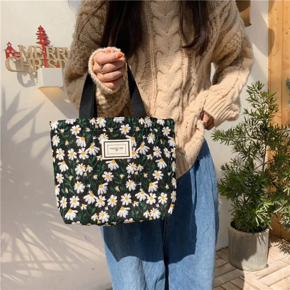 Daisy Embroidery Handbag